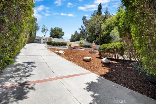22309 Dolorosa, Los Angeles, CA 91367