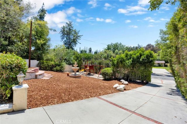 22309 Dolorosa, Los Angeles, CA 91367
