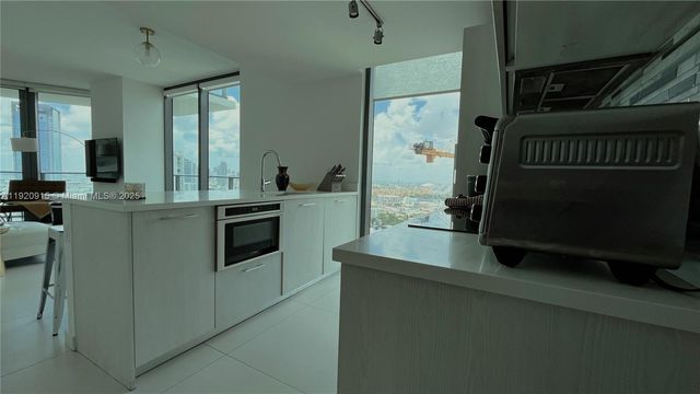 501 NE 31st St 3808, Miami, FL 33137