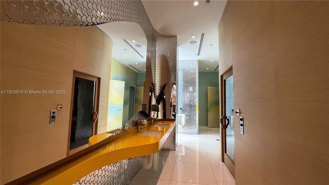 501 NE 31st St 3808, Miami, FL 33137