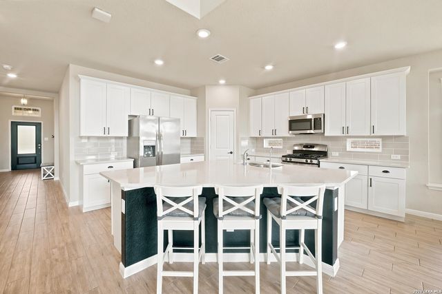 15212 CHESHIRE WAY, San Antonio, TX 78254