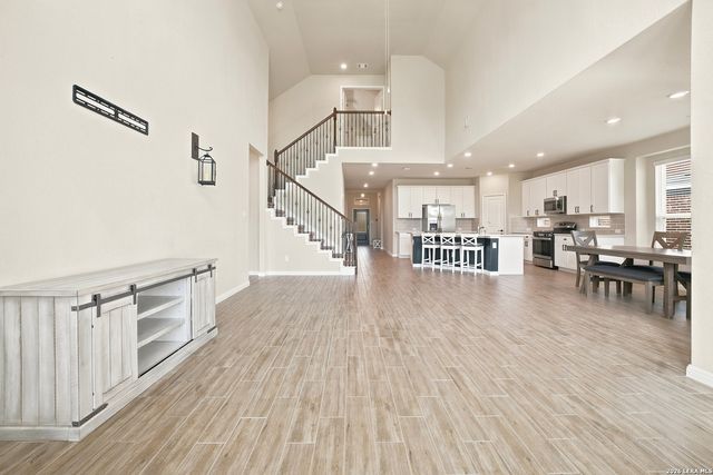 15212 CHESHIRE WAY, San Antonio, TX 78254