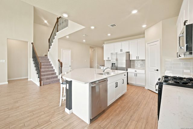 15212 CHESHIRE WAY, San Antonio, TX 78254