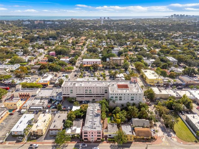 1475 SW 8th St 610, Miami, FL 33135