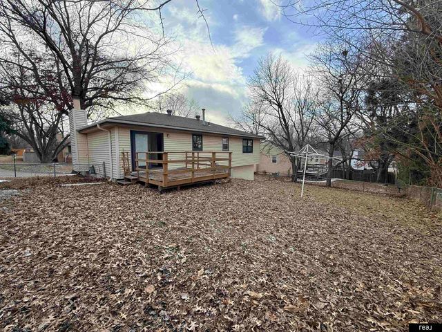 14824 Hillside Plaza, Omaha, NE 68154