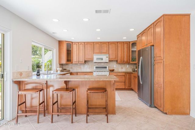 403 Blackhawk Drive, Newbury Park, CA 91320
