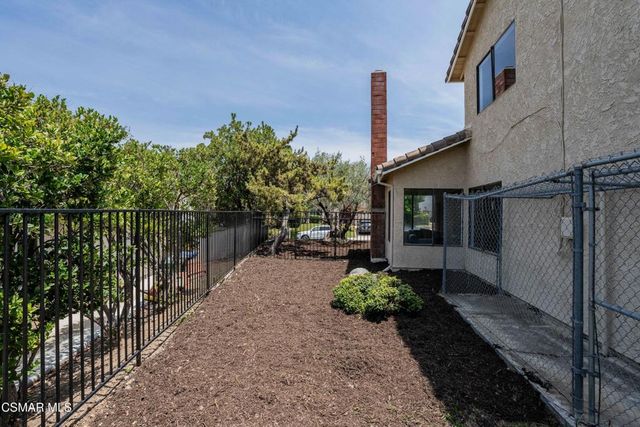 403 Blackhawk Drive, Newbury Park, CA 91320
