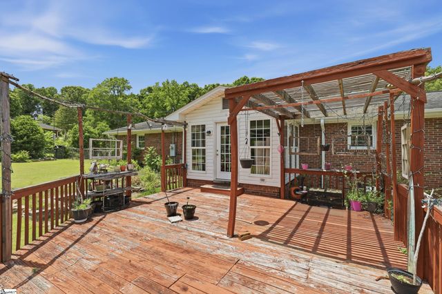 209 Woodberry Circle, Easley, SC 29642