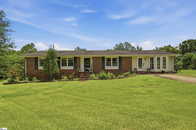209 Woodberry Circle, Easley, SC 29642