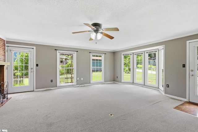 209 Woodberry Circle, Easley, SC 29642