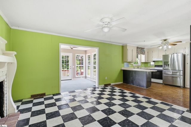 209 Woodberry Circle, Easley, SC 29642