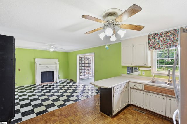 209 Woodberry Circle, Easley, SC 29642