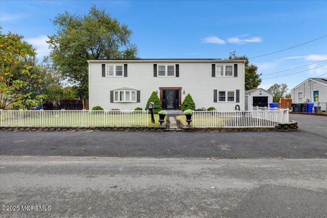 247 Sprucewood Drive, Brick, NJ 08723