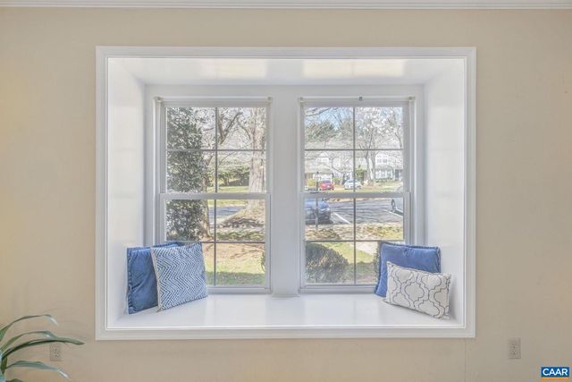 3265 GATEWAY CIR, Charlottesville, VA 22911