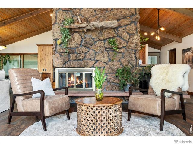 204 S County Road 3, Fort Collins, CO 80524