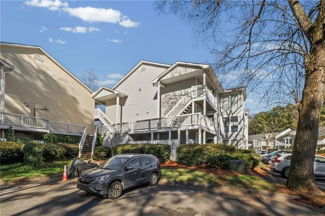 907 Augusta SE Drive, Marietta, GA 30067