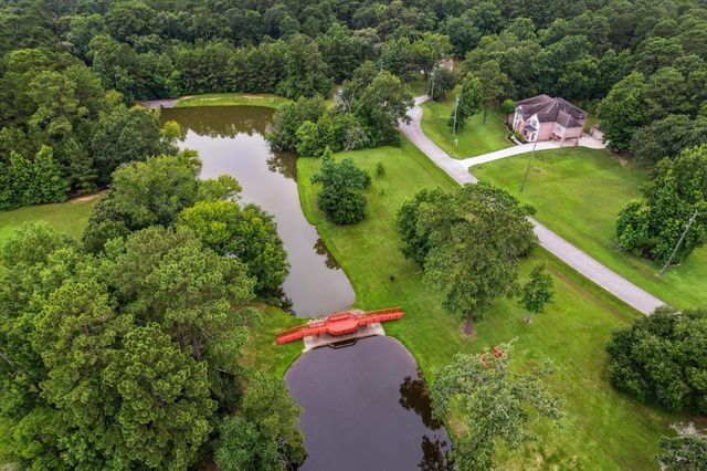 14610 Majestic Oaks, Magnolia, TX 77354