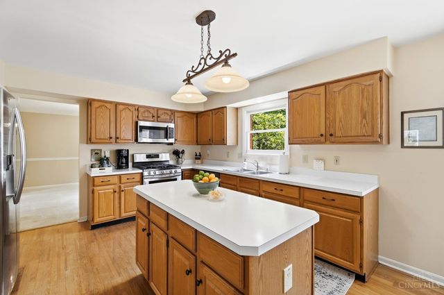 6295 Stoneyford Court, West Chester, OH 45069