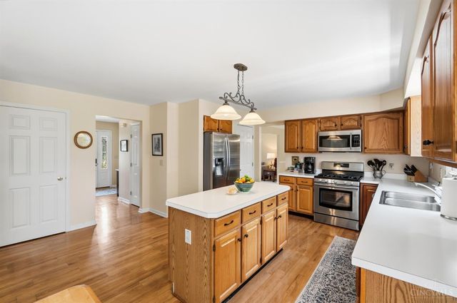 6295 Stoneyford Court, West Chester, OH 45069