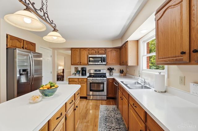6295 Stoneyford Court, West Chester, OH 45069