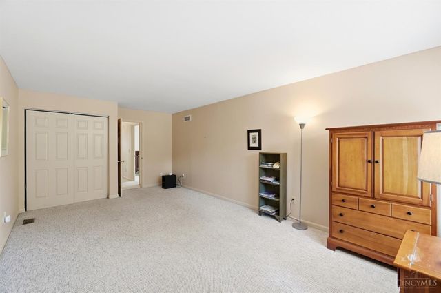 6295 Stoneyford Court, West Chester, OH 45069