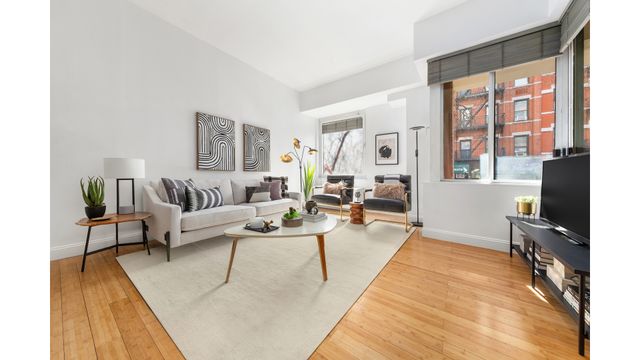 393 W 49TH Street THF, New York City, NY 10019