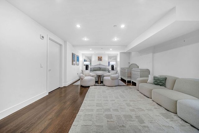 360 Newbury Street PH807, Boston, MA 02115