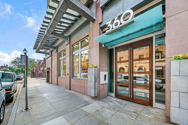 360 Newbury Street PH807, Boston, MA 02115