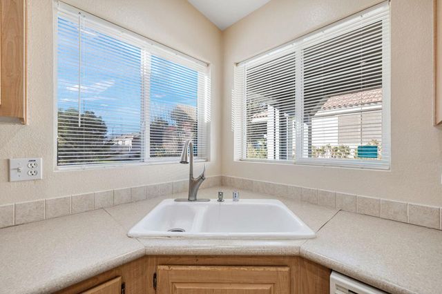 15300 Palm Drive 33, Desert Hot Springs, CA 92240