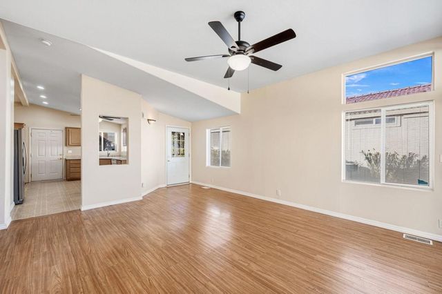 15300 Palm Drive 33, Desert Hot Springs, CA 92240