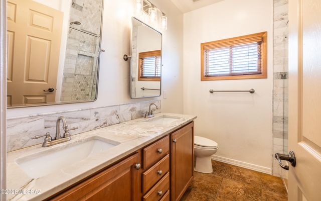 241 N Suntan Drive, Vail, AZ 85641