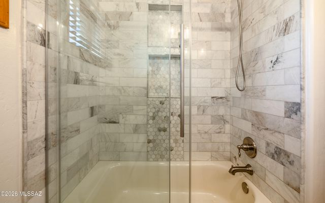 241 N Suntan Drive, Vail, AZ 85641