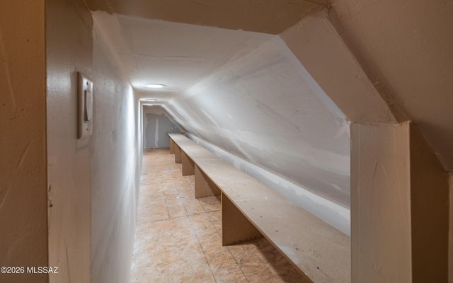241 N Suntan Drive, Vail, AZ 85641