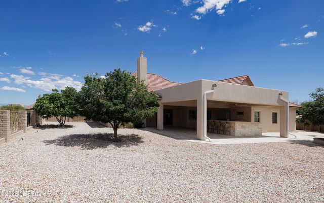 241 N Suntan Drive, Vail, AZ 85641