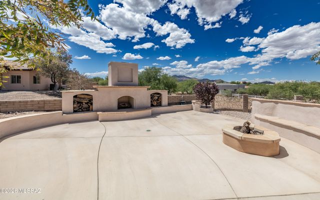 241 N Suntan Drive, Vail, AZ 85641