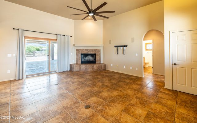 241 N Suntan Drive, Vail, AZ 85641
