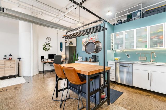 500 Robert Street N 201, Saint Paul, MN 55101