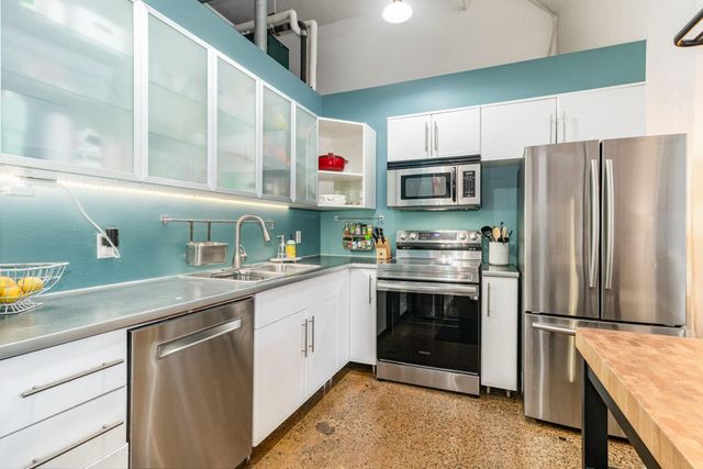 500 Robert Street N 201, Saint Paul, MN 55101