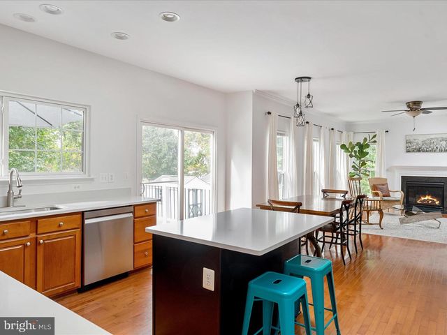 416 GATEPOST CT, Purcellville, VA 20132
