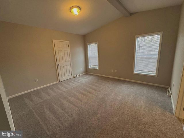 4 POPPY PL, Royersford, PA 19468