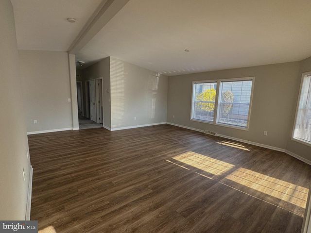 4 POPPY PL, Royersford, PA 19468