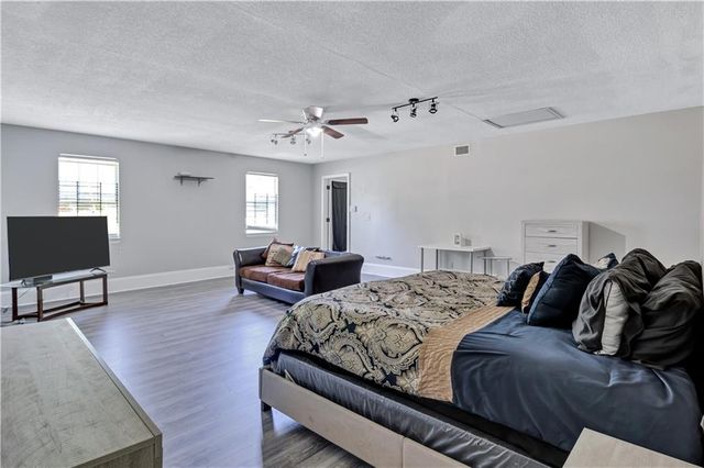 2225 Pleasant Hill Road, Atlanta, GA 30349