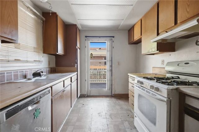 5905 Rosemead 3, Pico Rivera, CA 90660