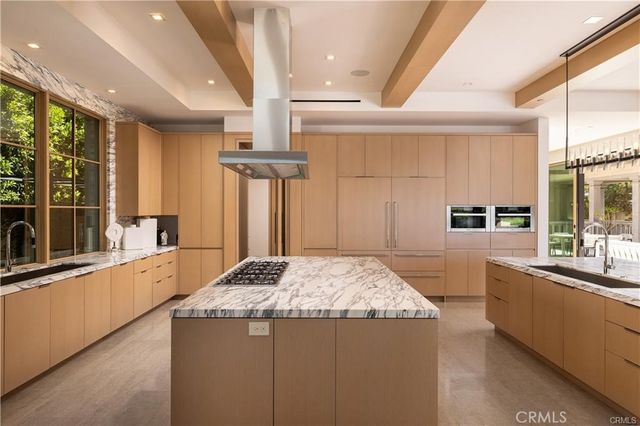39 Tide Watch, Newport Coast, CA 92657