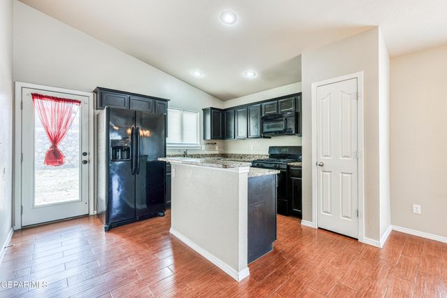 14624 FRIESIAN Trail, El Paso, TX 79938
