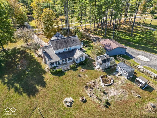 8031 E Hardin Ridge Road, Heltonville, IN 47436