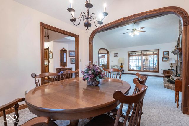 8031 E Hardin Ridge Road, Heltonville, IN 47436