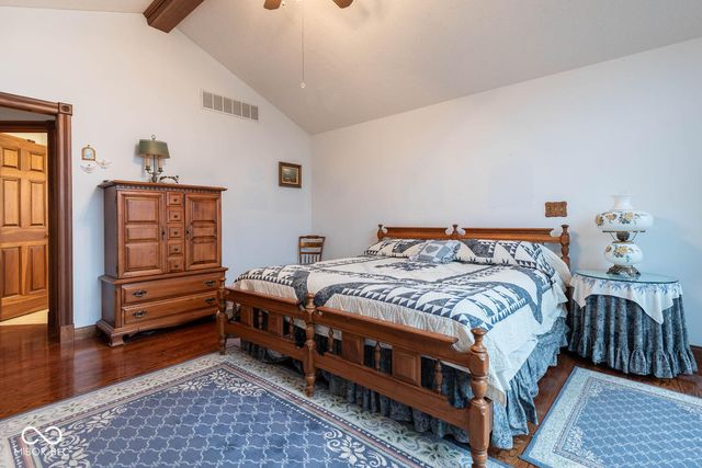 8031 E Hardin Ridge Road, Heltonville, IN 47436