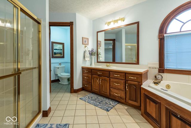 8031 E Hardin Ridge Road, Heltonville, IN 47436