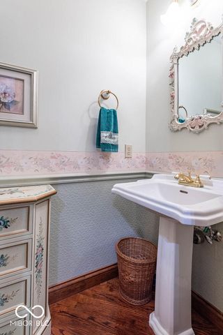 8031 E Hardin Ridge Road, Heltonville, IN 47436